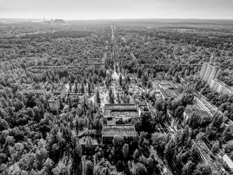 One of my favourite aerial photos: Pripyat in 2018. The original shows much more detail, like the "Energetik"-sign on the palace of culture.